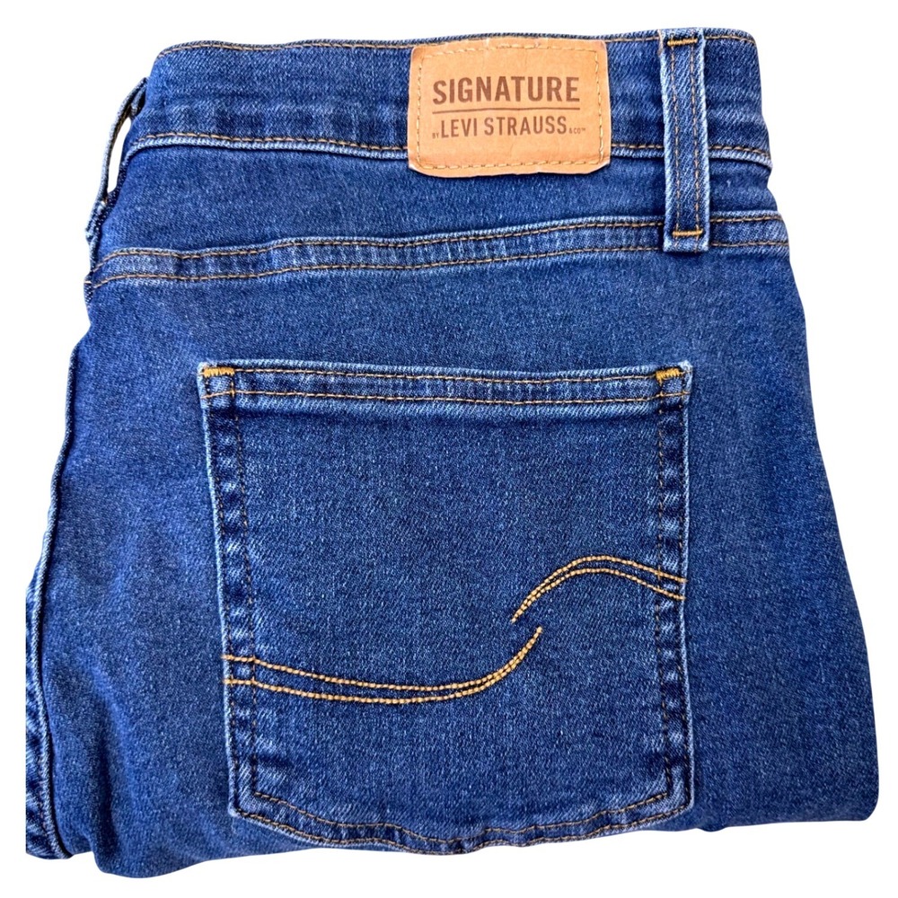 Signature by Levi Strauss Heritage Boyfriend Jeans Blue W30 Size 10 Medium Wash